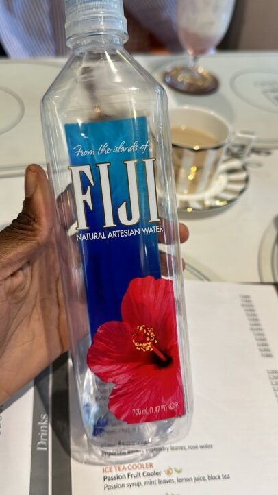 Piano Bistro Brunch Spot in VI